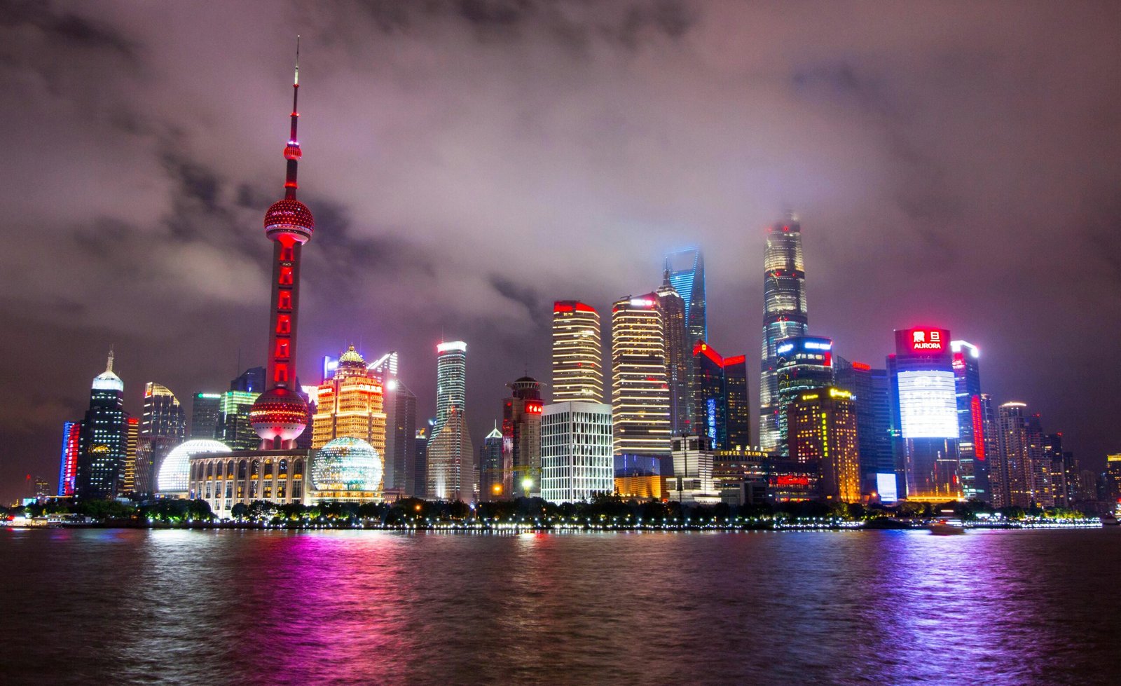 Shanghai: Where Futuristic Skylines Meet Timeless Traditions